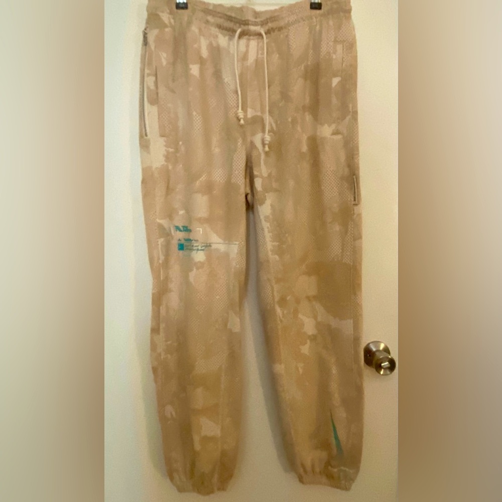 Cute Nike sweatpants.